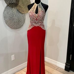 Backless red beautiful dress